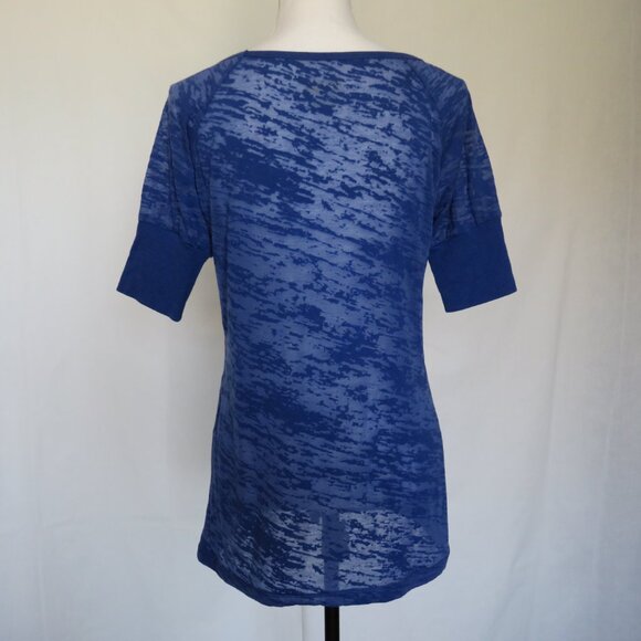 Touch by Alyssa Milano Cubs Mascot Embellished Crystals Women’s Knit top XL - Picture 6 of 9